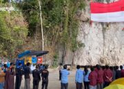 Merah Putih Raksasa Membentang di Tebing Sawapudo Saat HUT RI ke-81