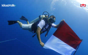 Semangat Kemerdekaan, Merah Putih Berkibar di Bawah Laut Wakatobi