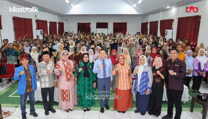 Ratusan Guru Wakatobi Padati Seminar Nasional, Safii Efendi dan Bunda Literasi Bagikan Inspirasi